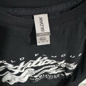 Station inn Nashville Gildan Black Graphic Short Sleeve Tee